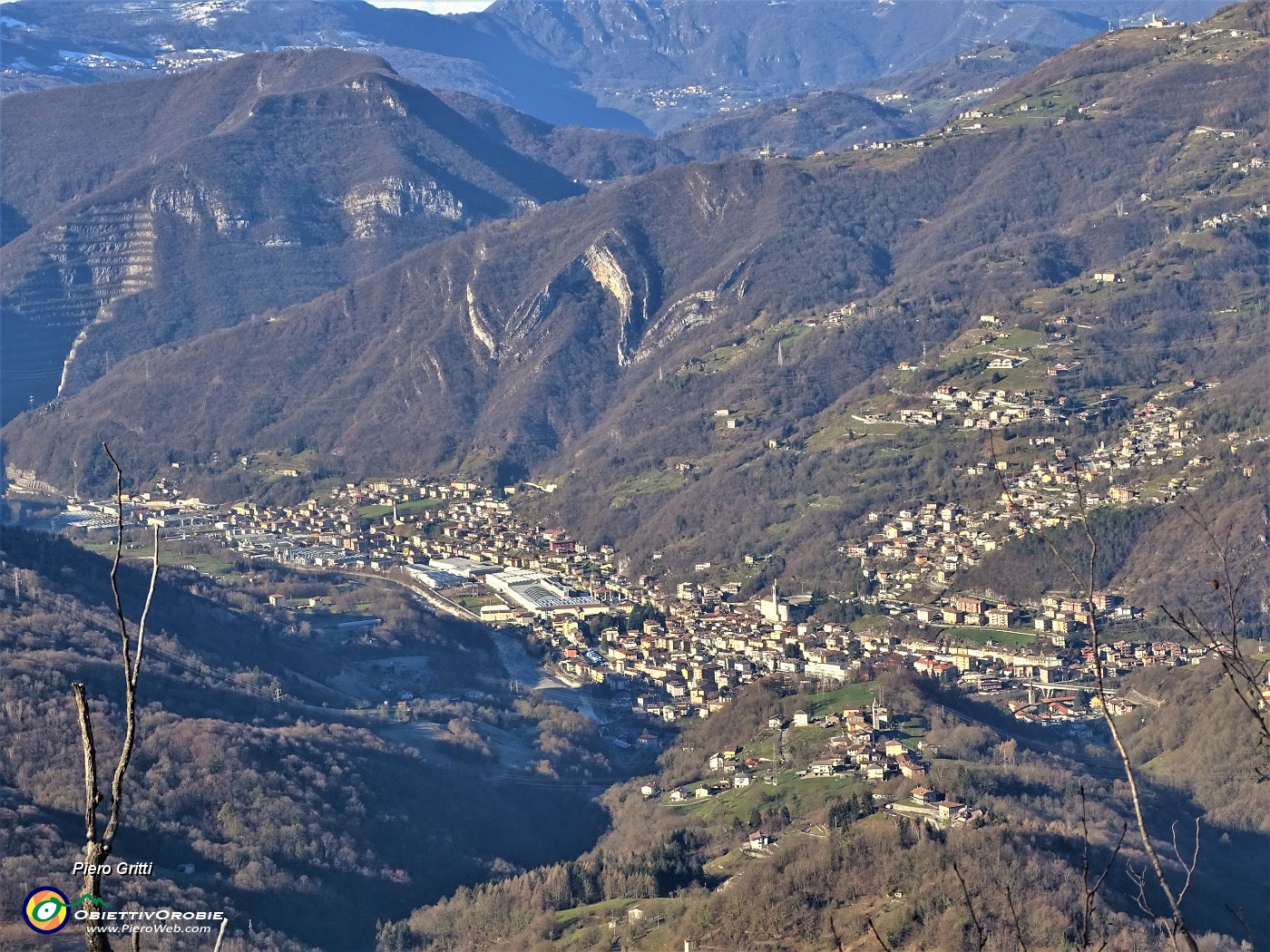 43 Vista sulla conca di Zogno.JPG